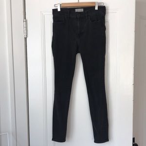 Madewell black roadtripper jeans